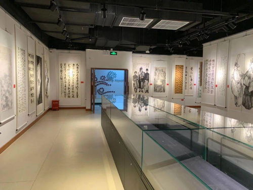 情系長(zhǎng)三角，翰墨頌祖國(guó)——上海浦東藝術(shù)家作品展暨禮儀服務(wù)紀(jì)實(shí)